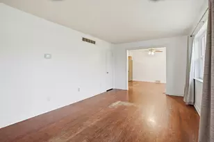 218 Center St, Florence, KY 41042 - Photo 10