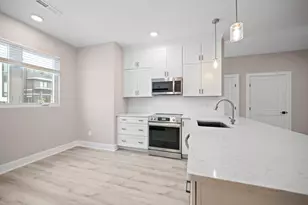 100 W 14th St, Newport, KY 41071 - Photo 6