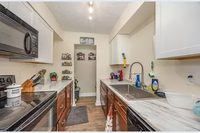 566 Summer Pointe Drive, Walton, KY 41094 - Photo 8