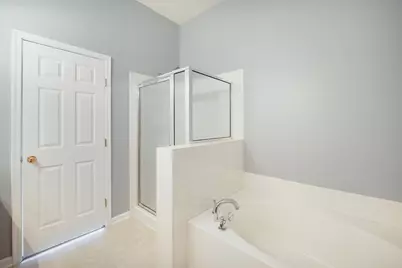 2084 Divot Drive, Burlington, KY 41005 - Photo 16