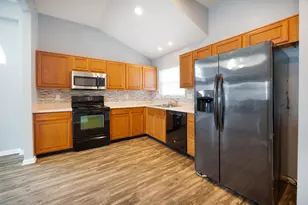 2084 Divot Dr, Burlington, KY 41005 - Photo 10