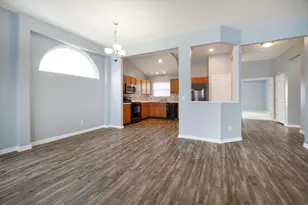 2084 Divot Dr, Burlington, KY 41005 - Photo 8