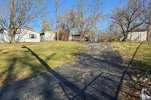 213 S Madison St, Owenton, KY 40359 - Photo 16