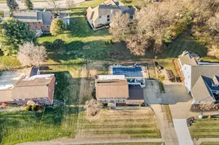 2228 Amsterdam Rd, Villa Hills, KY 41017 - Photo 32