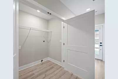 100 W 14th Street #C, Newport, KY 41071 - Photo 12