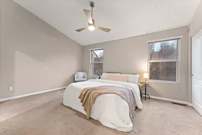 811 Rossford Run, Bellevue, KY 41073 - Photo 14