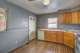 511 W 10th St, Newport, KY 41071 - Photo 8