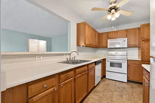 32 Highland Meadows Cir, Highland Heights, KY 41076 - Photo 8