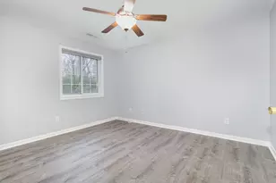 561 Napa Valley Ln, Crestview Hills, KY 41017 - Photo 8