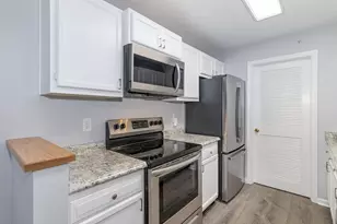 561 Napa Valley Ln, Crestview Hills, KY 41017 - Photo 6