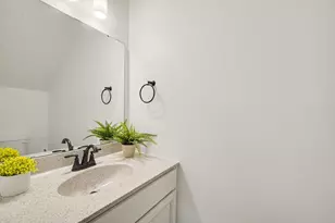 1816 Quarry Oaks Dr, Florence, KY 41042 - Photo 8