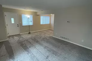 1058 Oakgrove Ct, Independence, KY 41051 - Photo 6