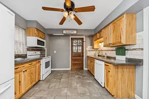 18 Doris Dr, Latonia, KY 41015 - Photo 14