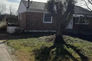 40 Juarez Cir, Covington, KY 41017 - Photo 2