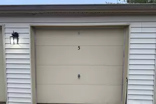 33 Highland Meadows Cir, Highland Heights, KY 41076 - Photo 2