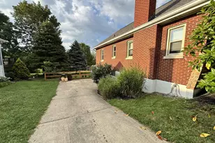 1143 Cecelia Ave, Park Hills, KY 41011 - Photo 2