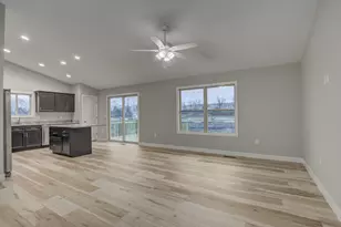 123 Churchill Dr, Williamstown, KY 41097 - Photo 6