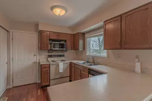 586 Rogers Rd, Villa Hills, KY 41017 - Photo 8