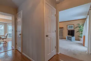 586 Rogers Rd, Villa Hills, KY 41017 - Photo 20