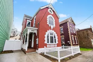 516 W 12th St, Newport, KY 41071 - Photo 2