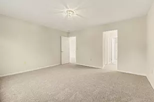 2456 Hickory Glen Ln, Burlington, KY 41005 - Photo 12