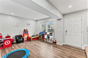 919 Darlington Creek Dr, Alexandria, KY 41001 - Photo 8