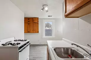 314 W 9th St, Newport, KY 41071 - Photo 30