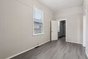 314 W 9th St, Newport, KY 41071 - Photo 8