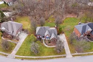 3253 Highridge Dr, Taylor Mill, KY 41015 - Photo 2