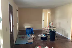 454 Swan Cir, Elsmere, KY 41018 - Photo 2