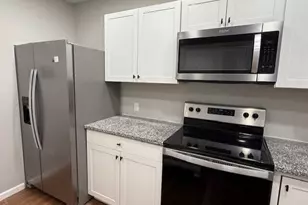 712 Bedinger St, Elsmere, KY 41018 - Photo 4