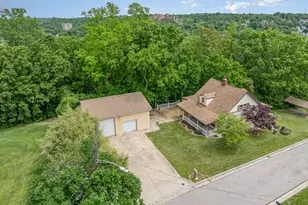 100 Mayo Cir, Newport, KY 41071 - Photo 1