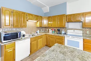 247 W 3rd St, Maysville, KY 41056 - Photo 4