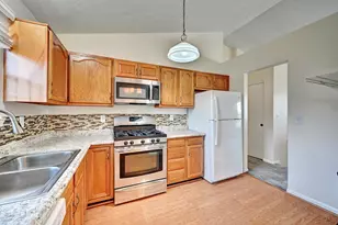 446 Ripple Creek Dr, Elsmere, KY 41018 - Photo 8