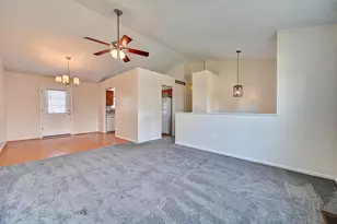 446 Ripple Creek Dr, Elsmere, KY 41018 - Photo 6