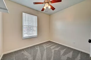 446 Ripple Creek Dr, Elsmere, KY 41018 - Photo 16