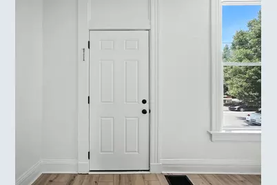 310 W 10th Street #308, Newport, KY 41071 - Photo 6