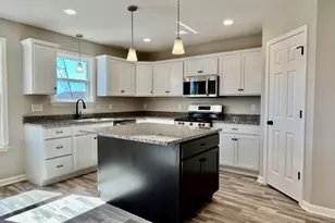 6073 Fallen Tree Ln, Burlington, KY 41005 - Photo 4