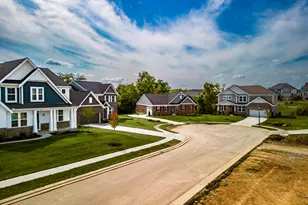 2438 Lillywood Wy, Crescent Springs, KY 41017 - Photo 8