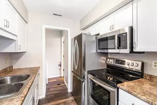 2826 Paddock Ln, Villa Hills, KY 41017 - Photo 8