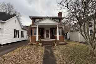 212 E 4th St, Augusta, KY 41002 - Photo 2