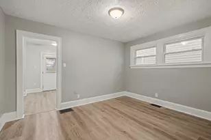 27 W 32nd St, Covington, KY 41015 - Photo 8