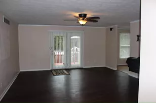 1 Ridgeport Dr, Covington, KY 41017 - Photo 4