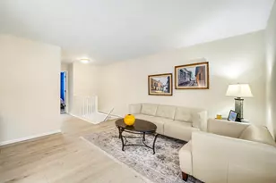 6645 Fairways Dr, Florence, KY 41042 - Photo 4