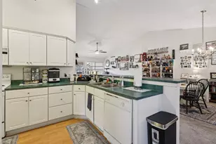 5538 Carolina Way, Burlington, KY 41005 - Photo 2