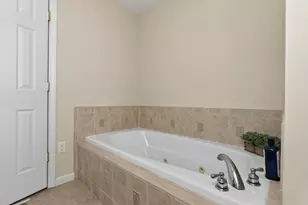 140 Saddlebrook Ln, Dry Ridge, KY 41035 - Photo 12