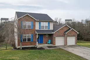 10362 Petersburg Ct, Independence, KY 41051 - Photo 2
