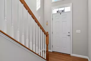 209 Mulberry Ct, Fort Thomas, KY 41075 - Photo 2