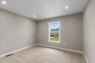 6914 Green Isle Ln, Union, KY 41091 - Photo 22