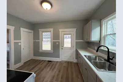 136 E 43rd Street, Covington, KY 41015 - Photo 8